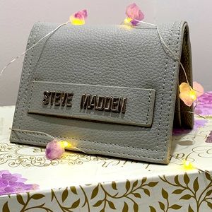 ✨💥STEVE MADDEN Bi-Fold Logo Wallet w Inside Coin Holder⭐️✨